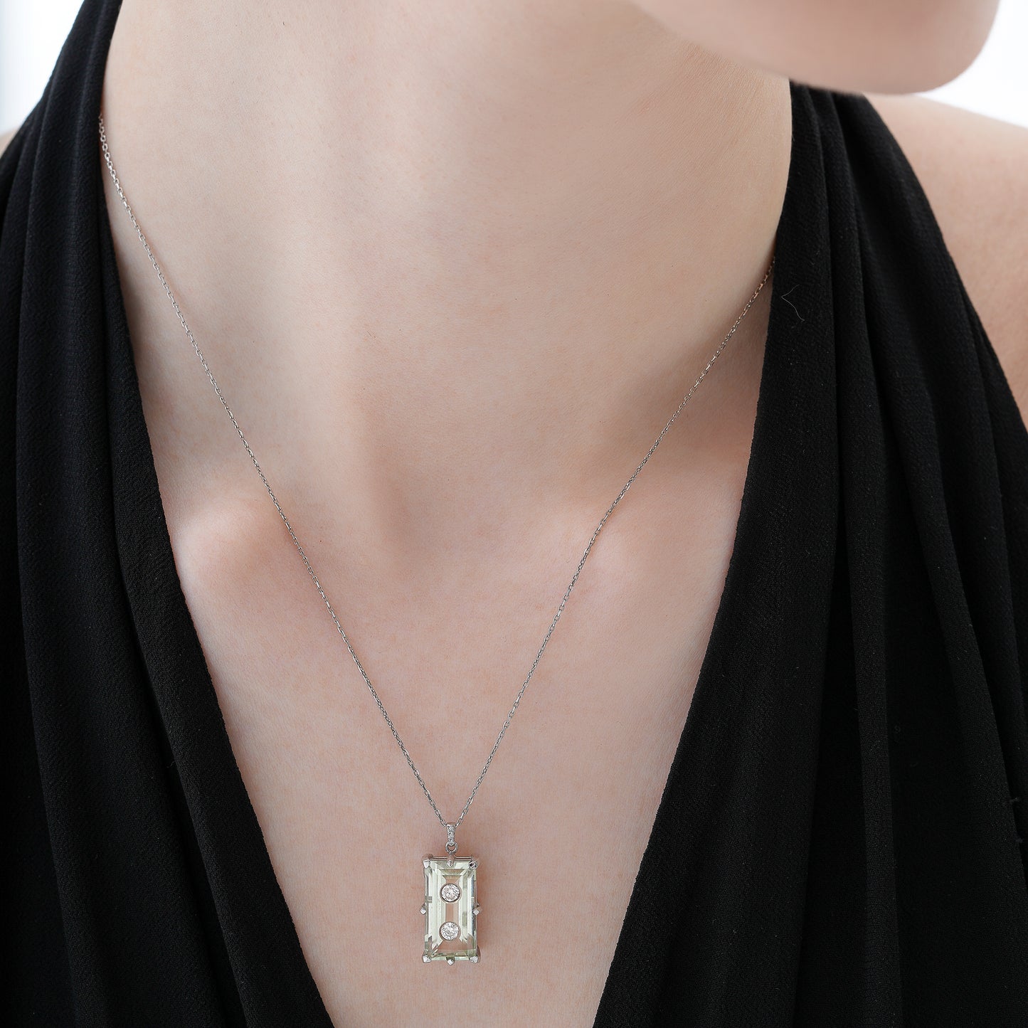 Linéa Blue Quartz Necklace